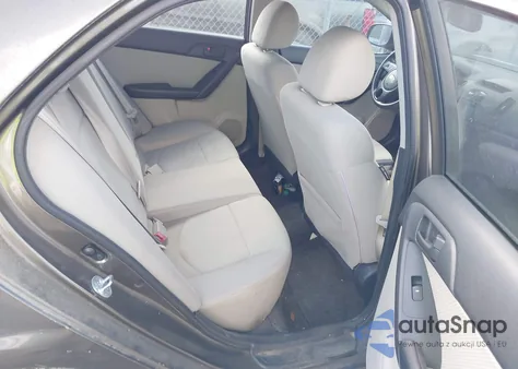 2010 Kia Forte Ex z USA, uszkodzony, nr VIN KNAFU4A21A5819848